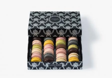 HỘP QUÀ 24 BÁNH MACARONS BROCART