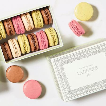 Laduree macaron 12c