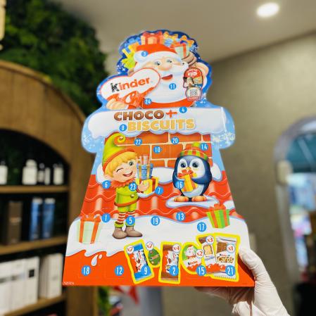 Kinder Lịch mùa vọng ông già Noel 203g (hộp)