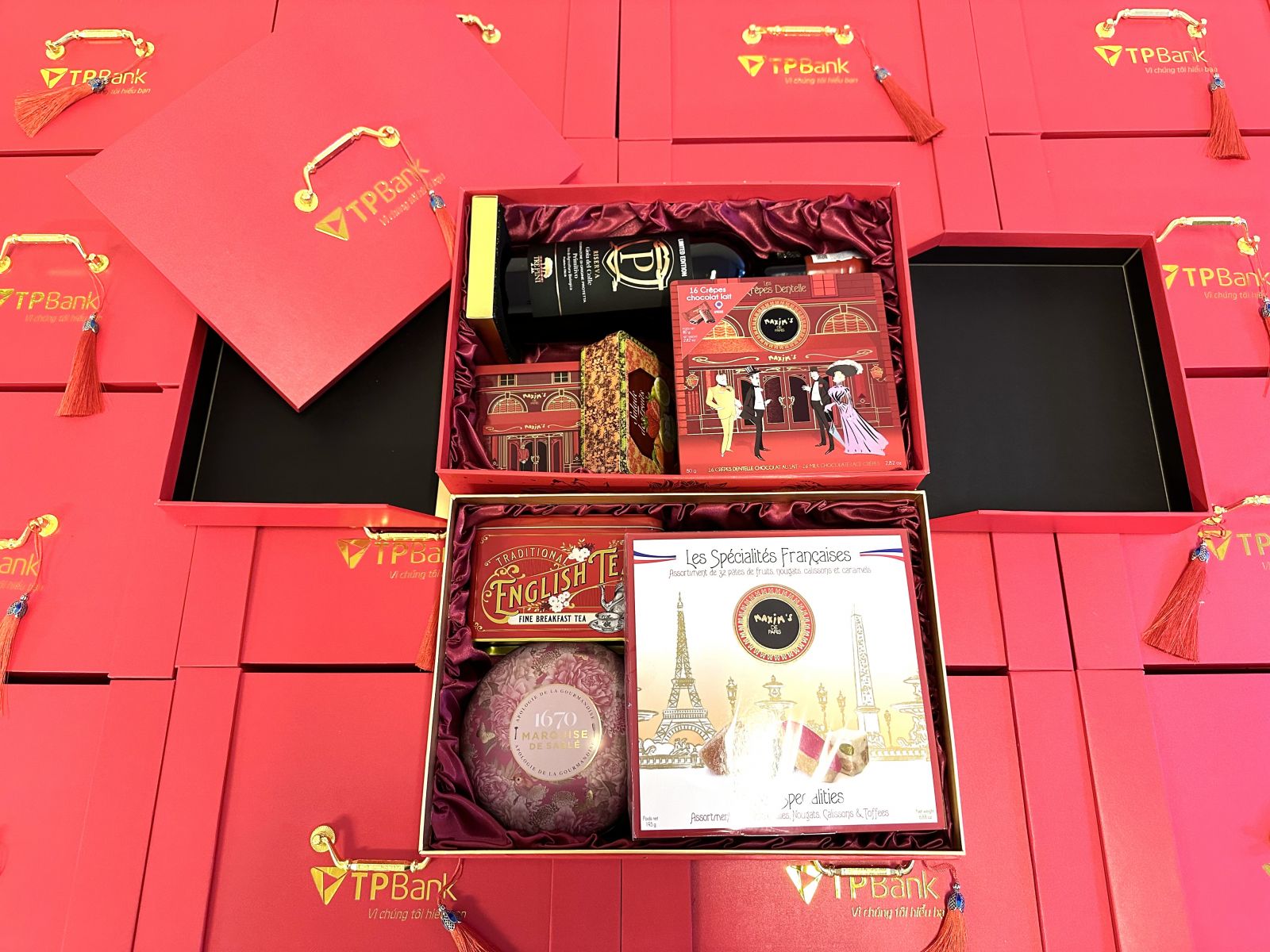 Set quà Tết châu Âu