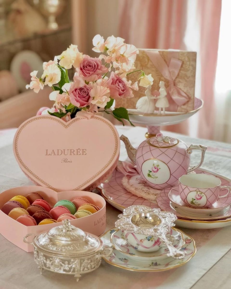 Macaron Laduree quà tặng