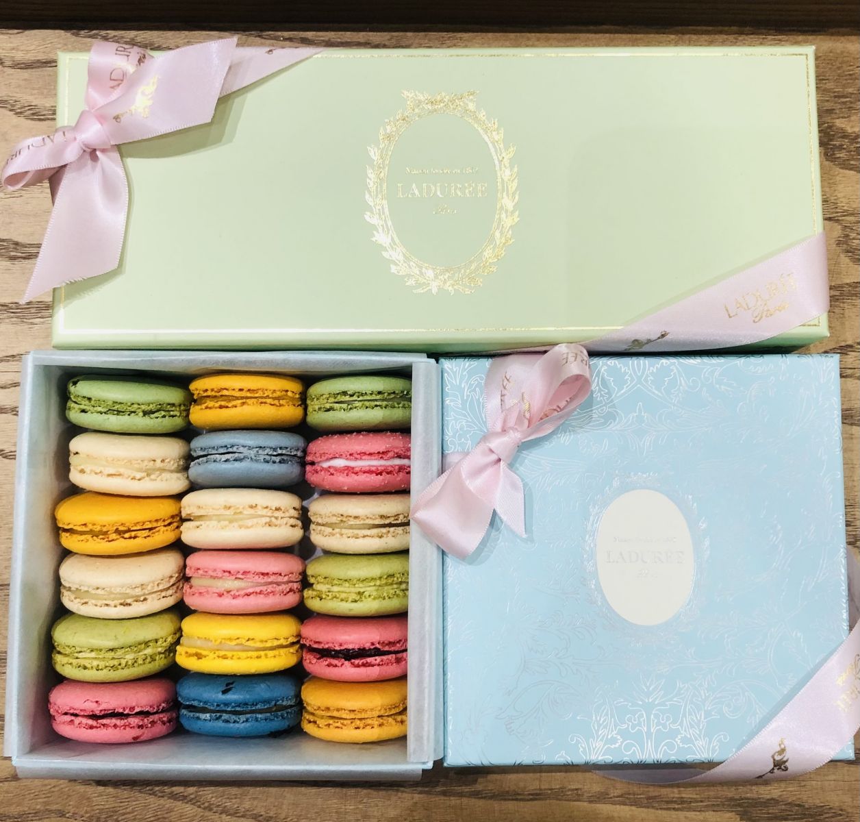 Macaron Laduree tinh hoa kinh đô ánh sáng