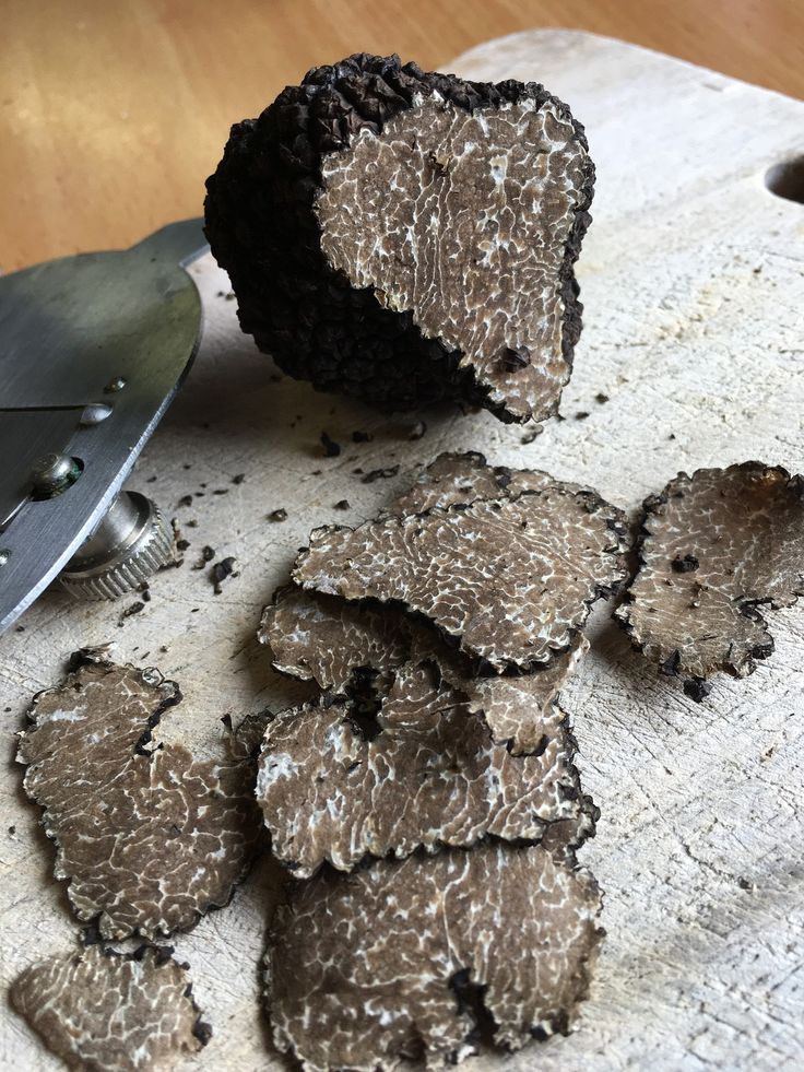 Nấm Truffle viên kim cương đen thế giới