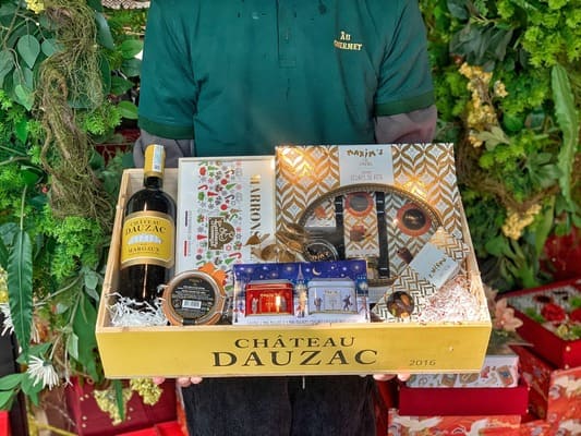 Quà Tết nhập khẩu cho doanh nghiệp hiện đại