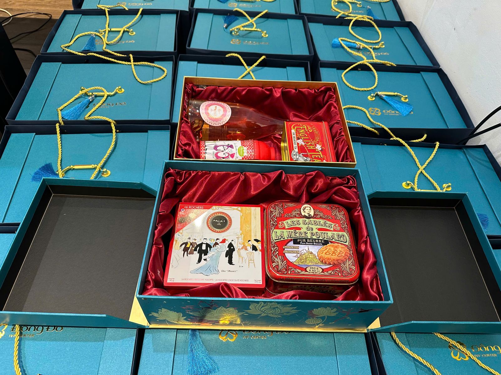 Set quà Tết 2025 nhập khẩu