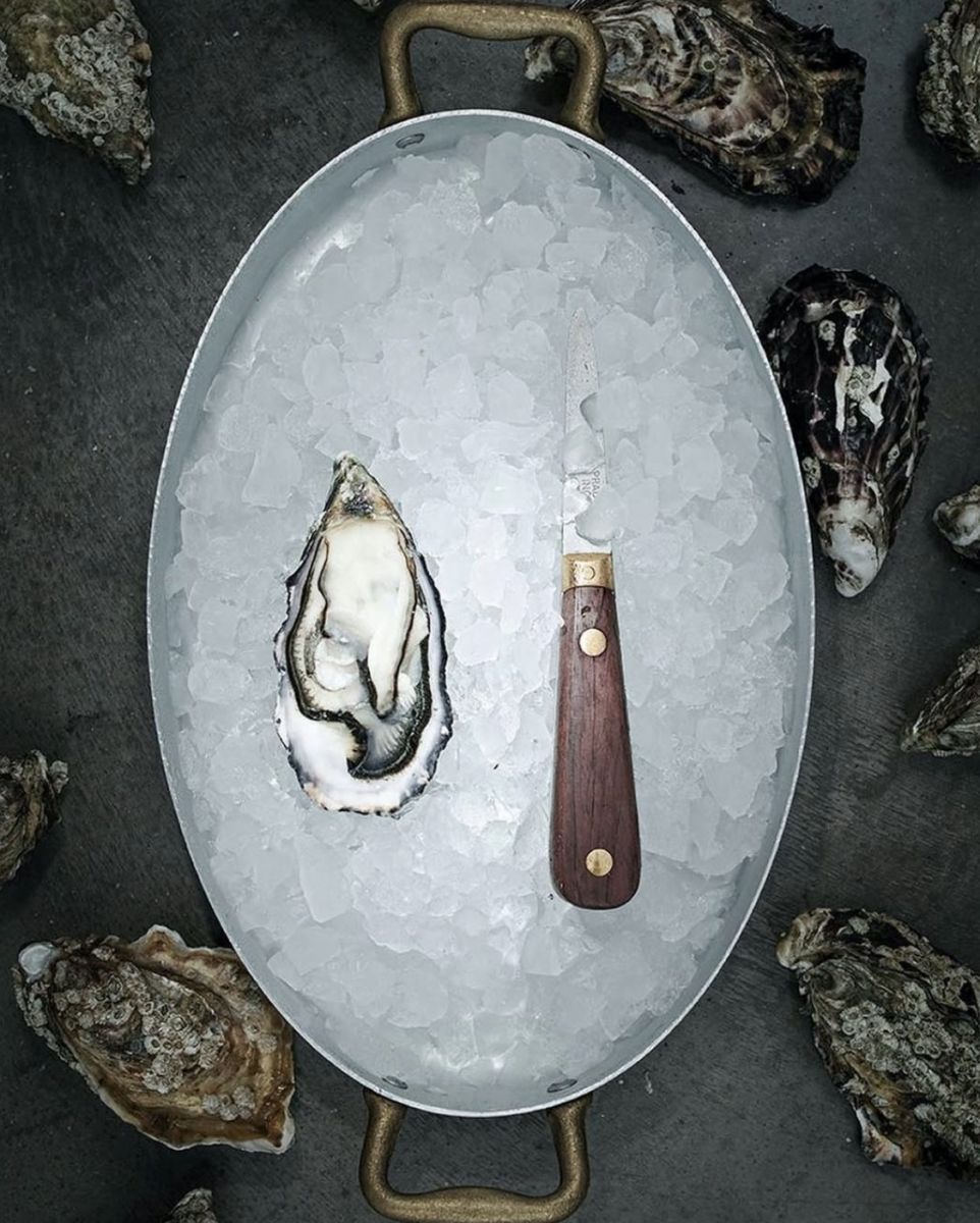 Thưởng thức hàu Gillardeau Au Gourmet