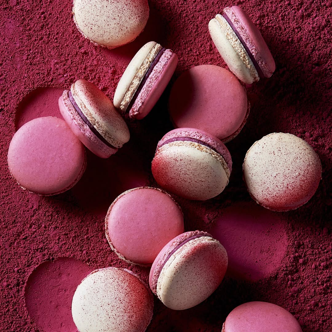 Sự khác biệt giữa macaron Pháp chính hãng và các dòng bánh thường
