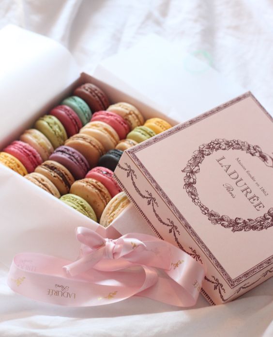 Gợi ý chọn hộp bánh macaron đẹp và ý nghĩa cho dịp đặc biệt